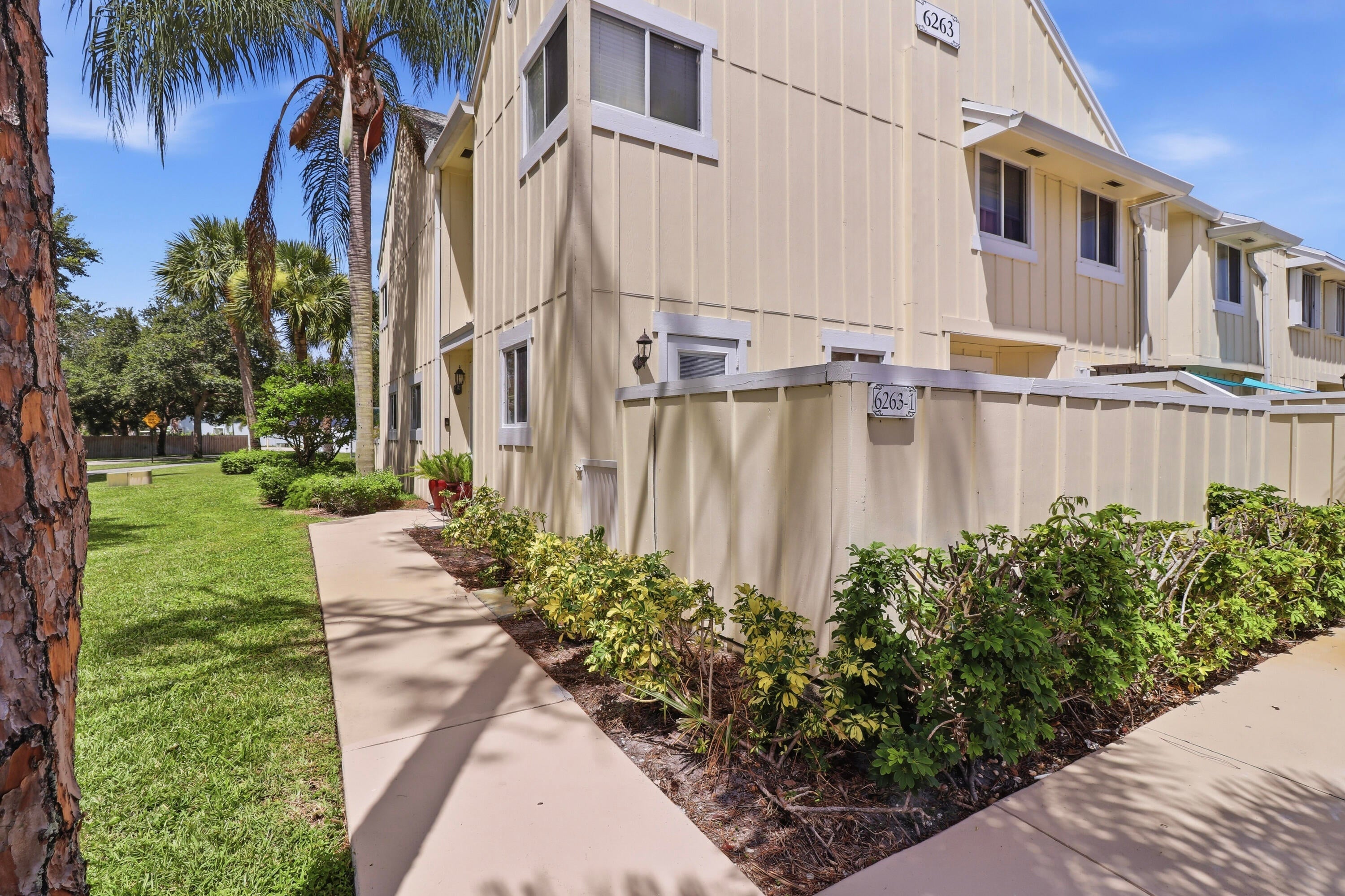 6263 RIVERWALK Lane
