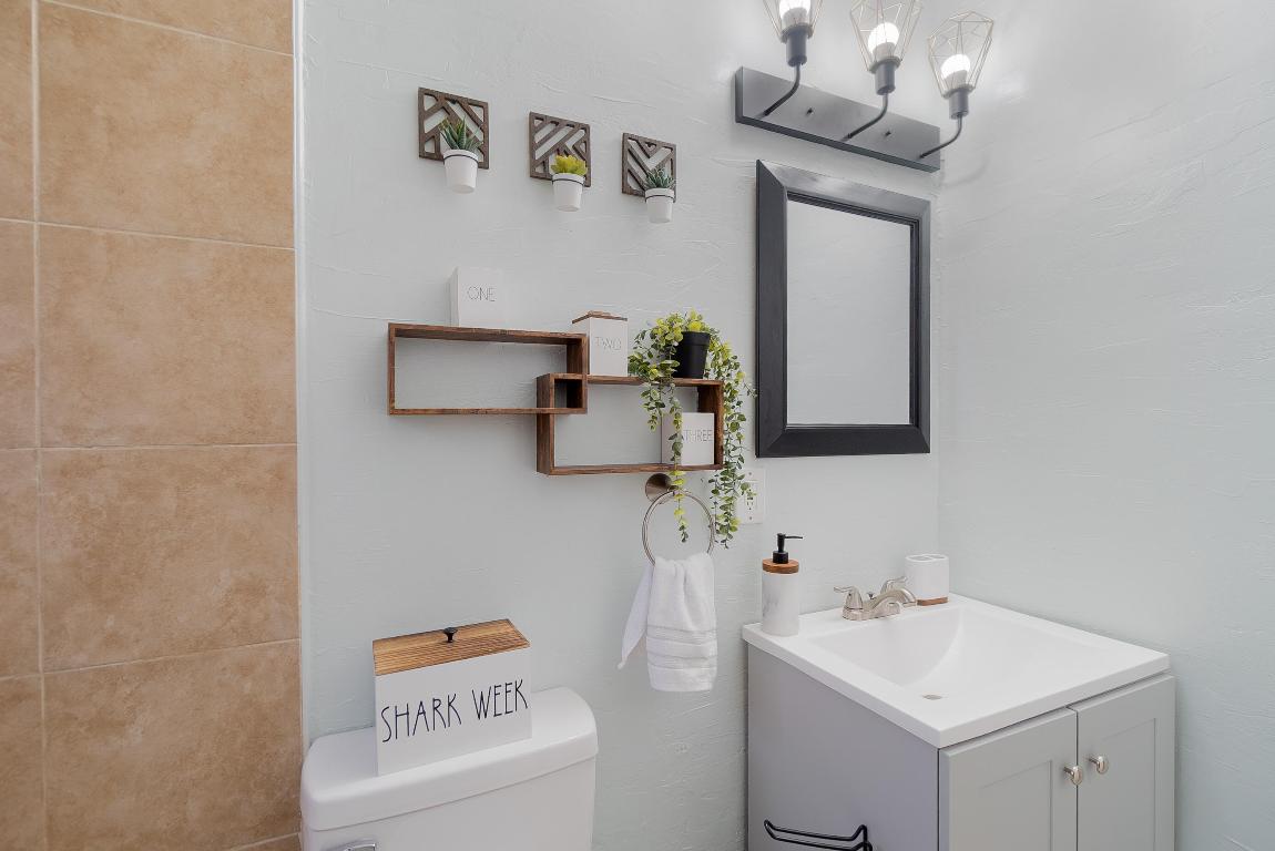 LANTANA HEIGHTS 7 - Residential