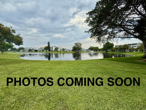 Photo of 4021 Farnham #4021, Deerfield Beach, FL 33442 (MLS # B26036350)
