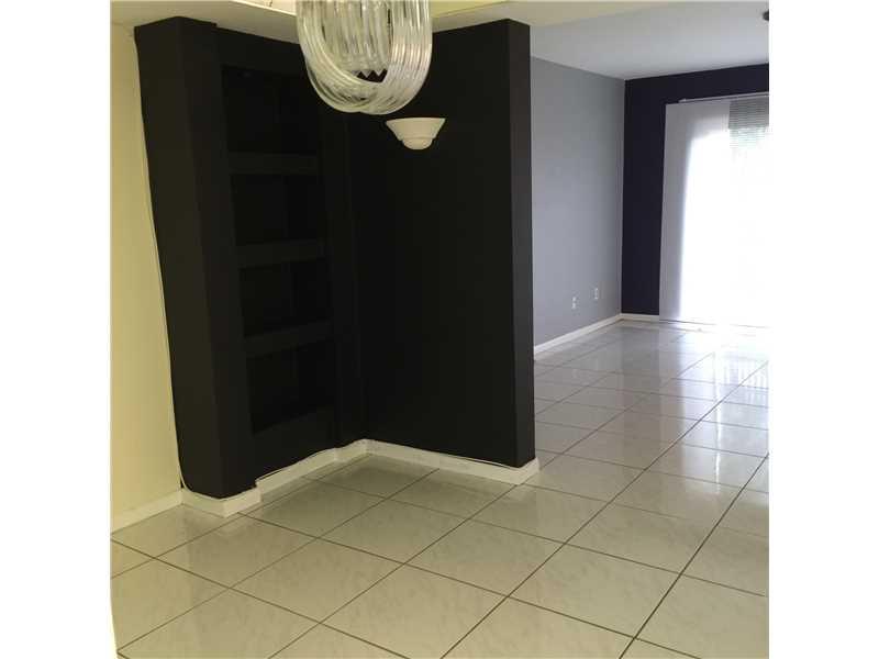 FLAMINGO VILLAS - Residential Lease