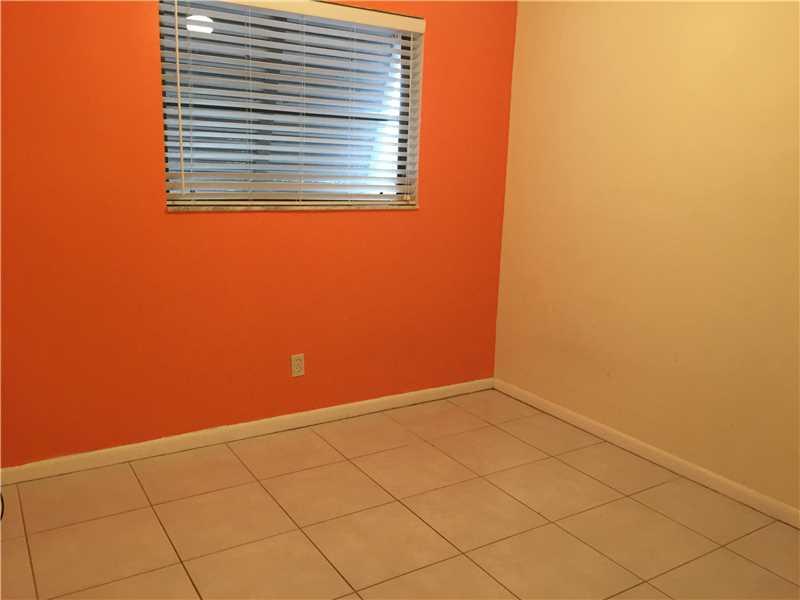 FLAMINGO VILLAS - Residential Lease