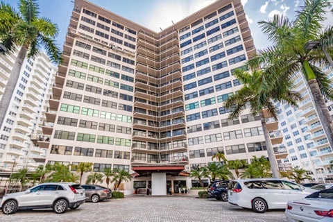 Photo of 3800 Galt Ocean Drive #310, Fort Lauderdale, FL 33308 (MLS # B26088812)