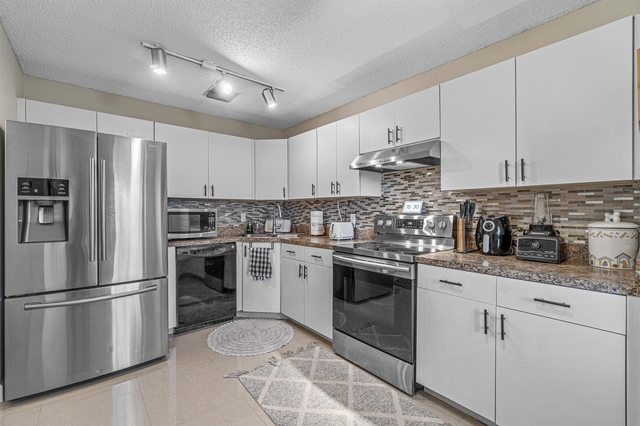 241 Meadows Drive 241