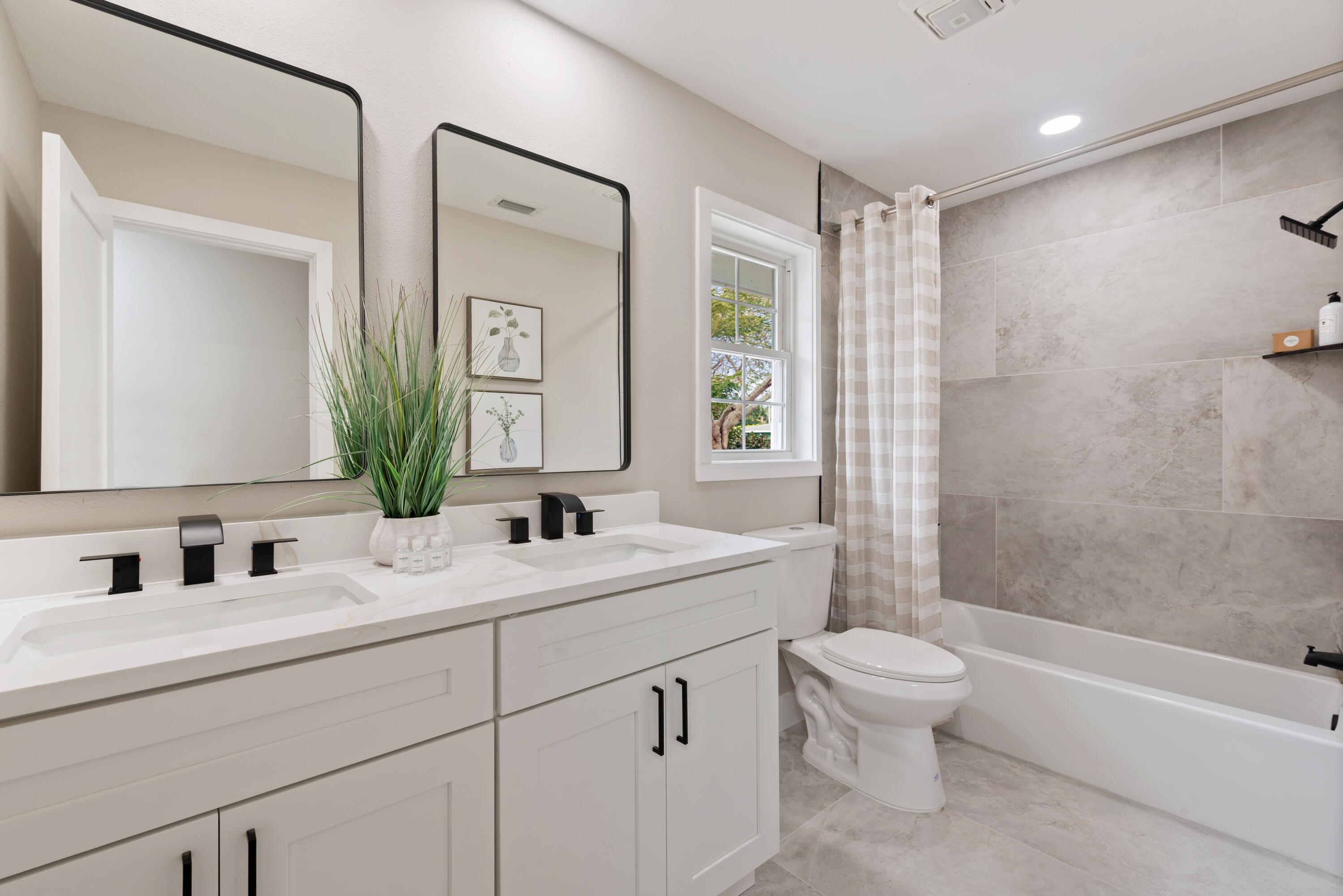 VERO ISLES PLAT NO 6 - Residential