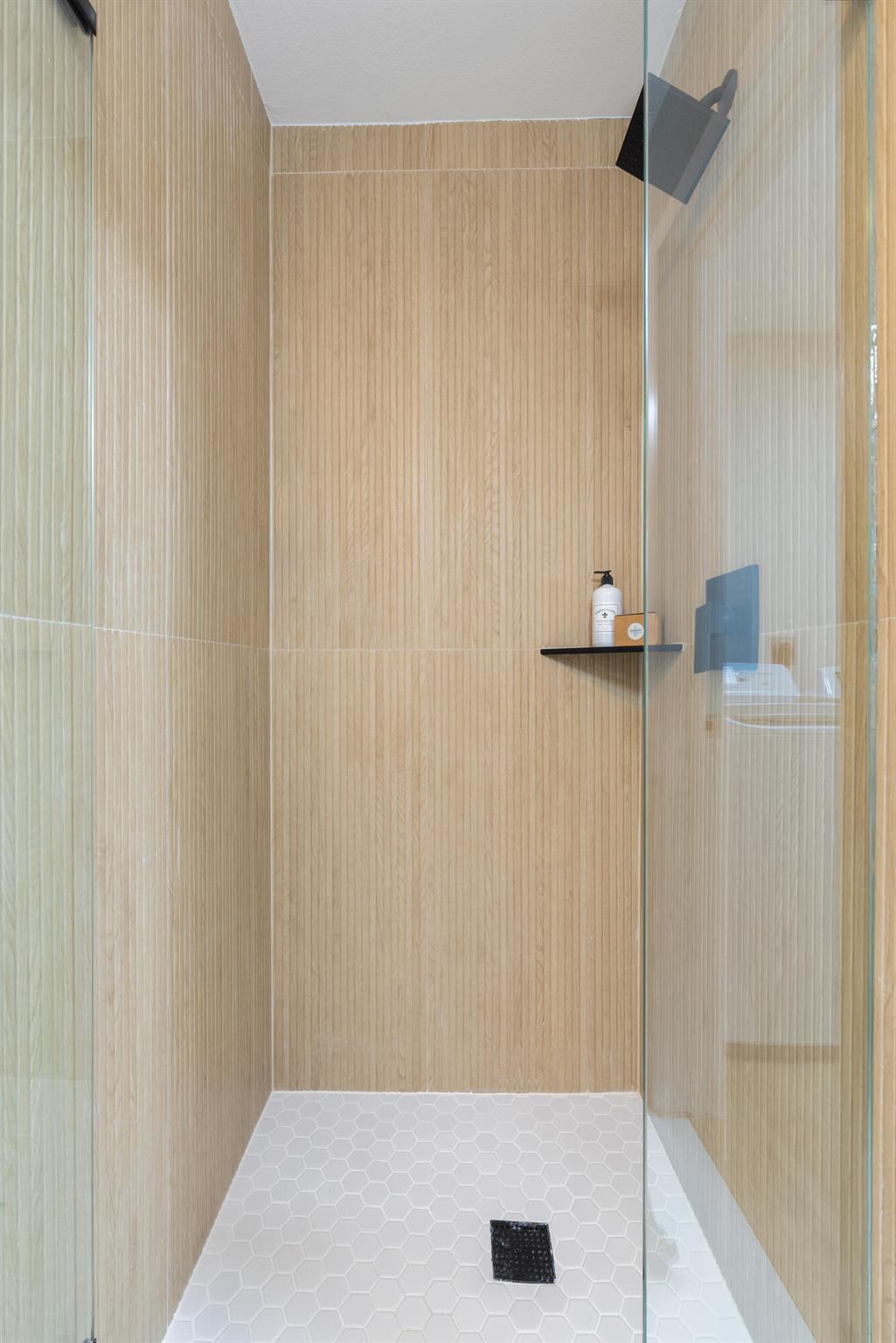 VERO ISLES PLAT NO 6 - Residential