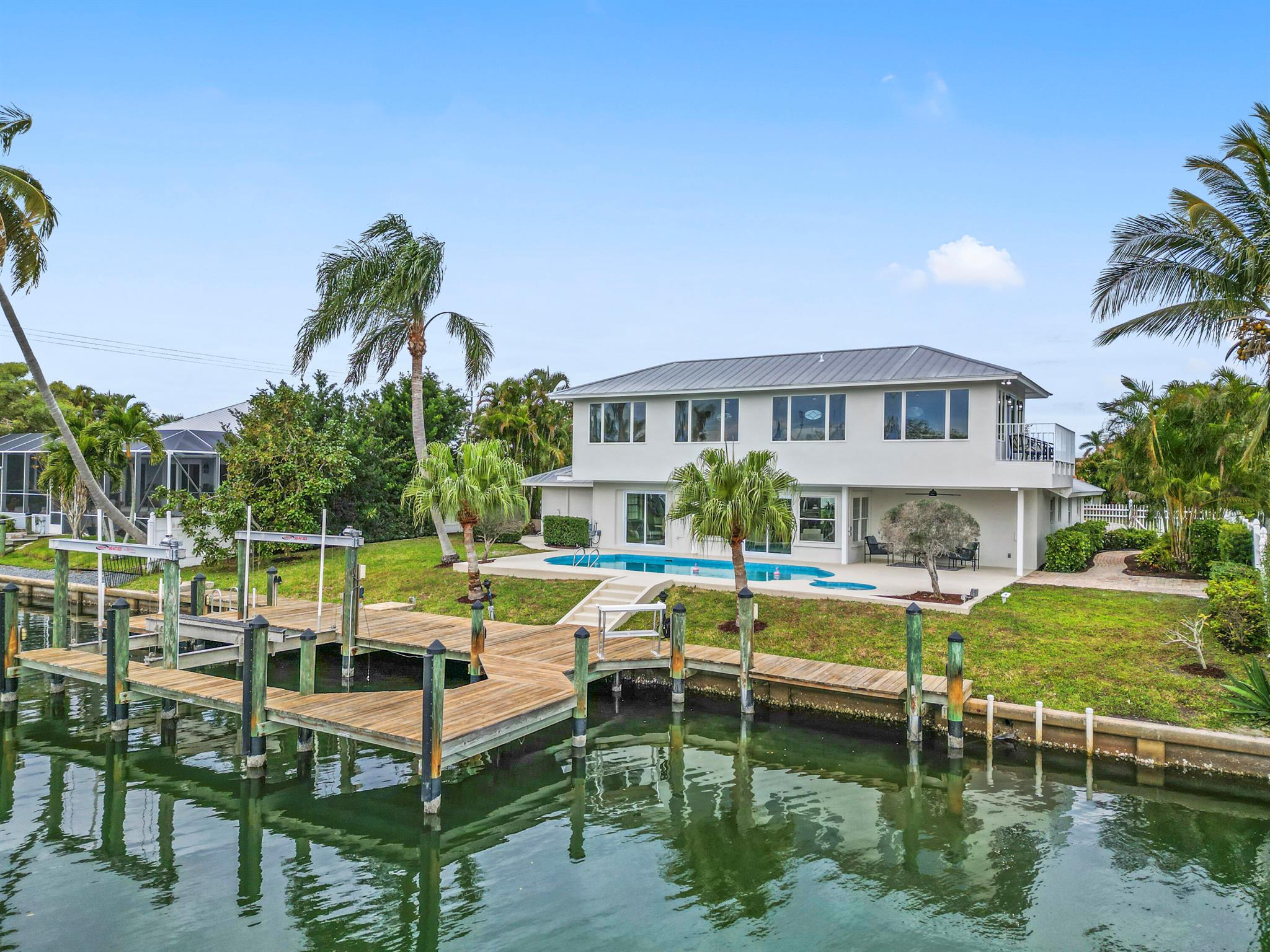 VERO ISLES PLAT NO 6 - Residential
