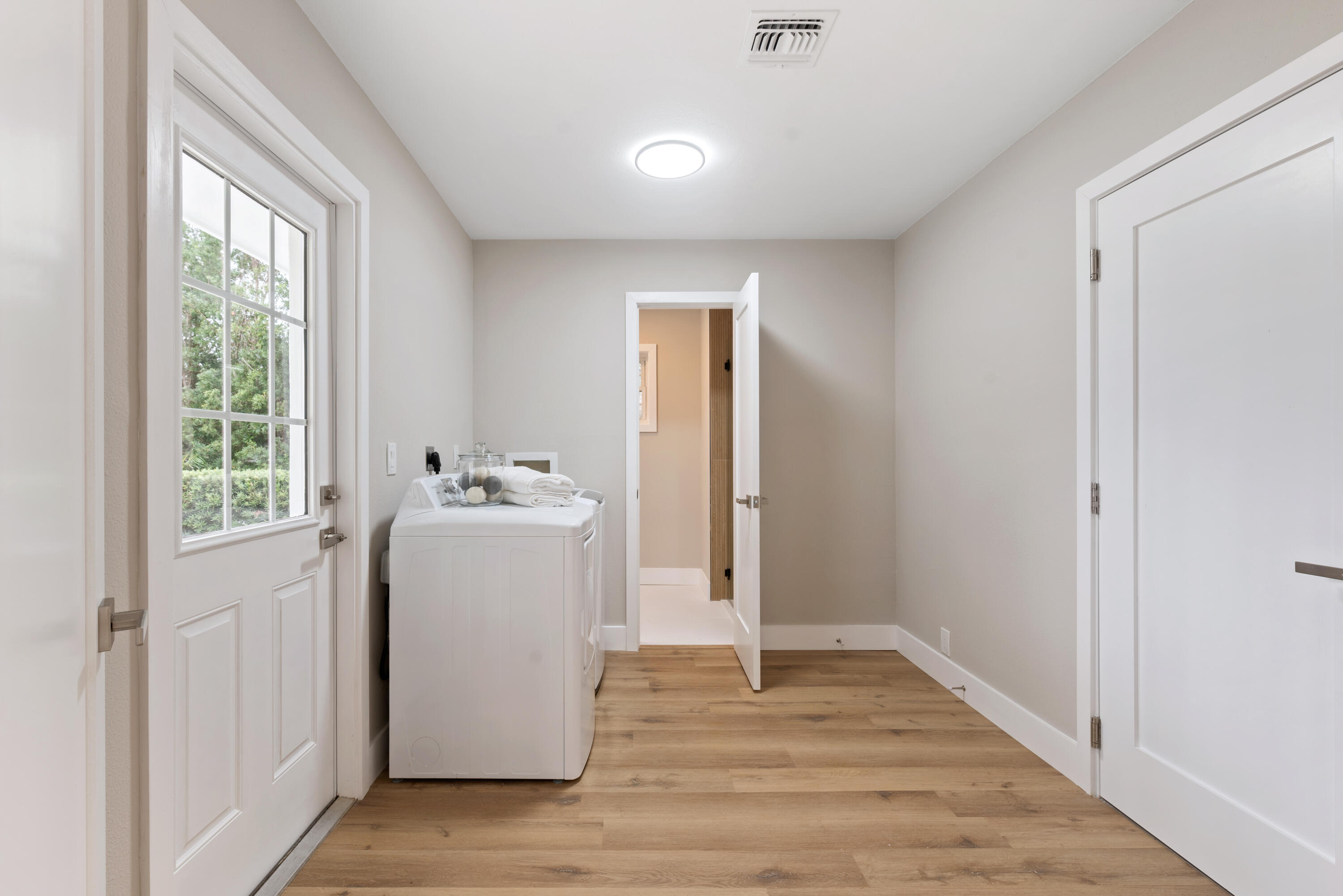 VERO ISLES PLAT NO 6 - Residential