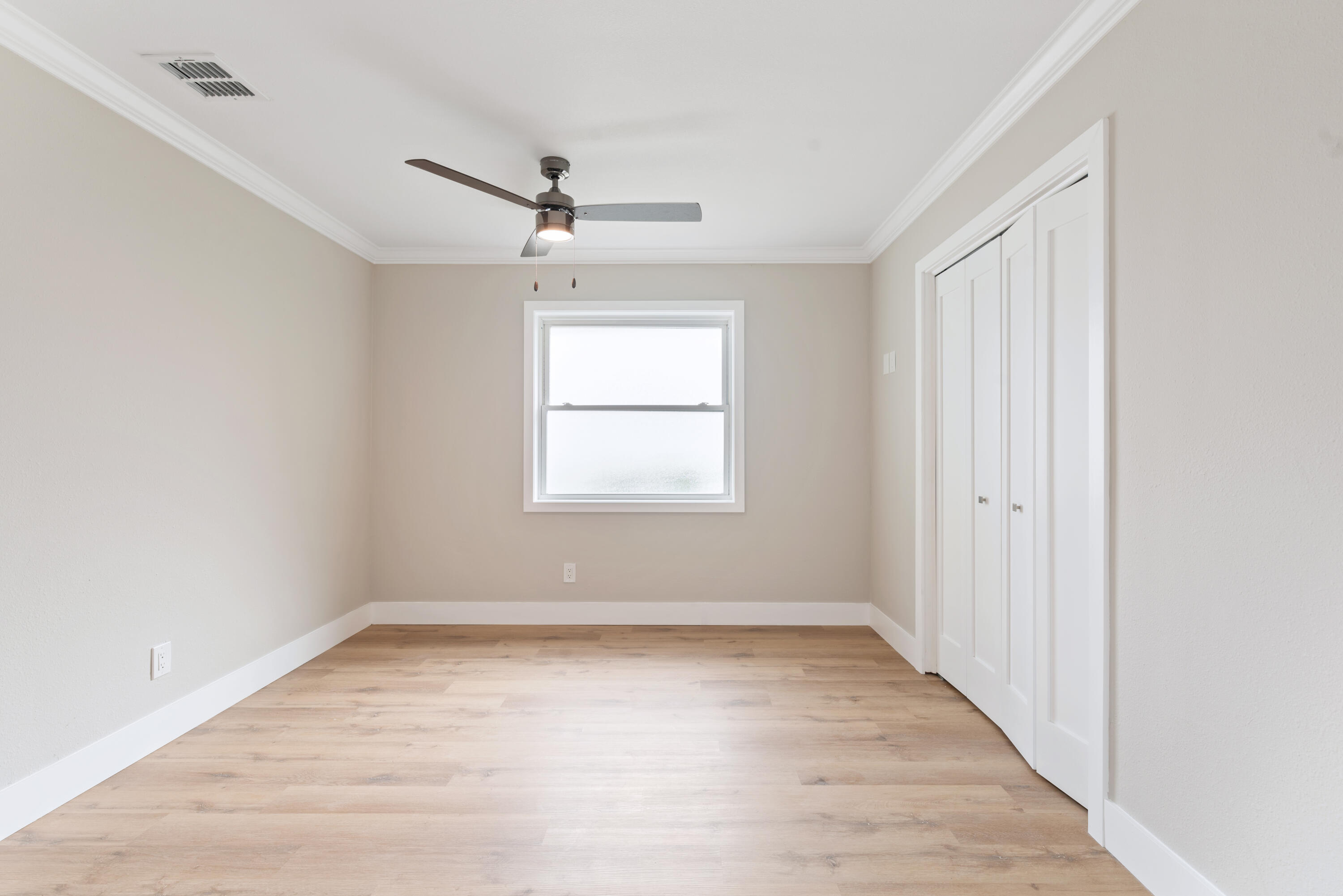 VERO ISLES PLAT NO 6 - Residential