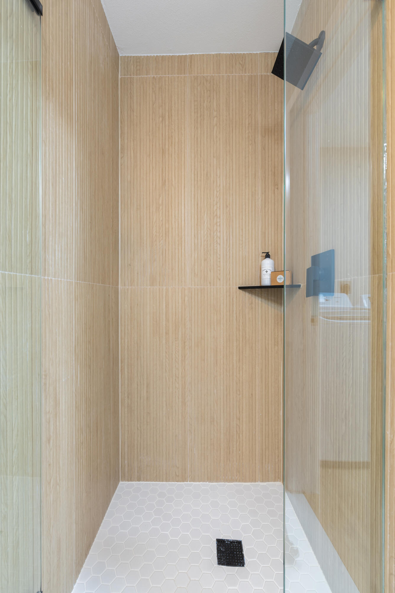 VERO ISLES PLAT NO 6 - Residential