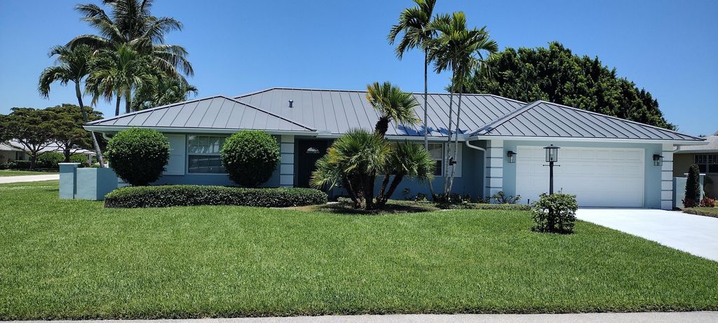 Photo of 9583 SE Little Club Way S, Jupiter, FL 33469 (MLS # R11111192)