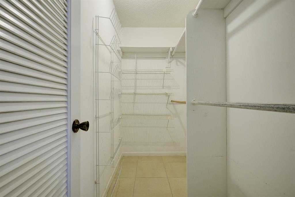 KINGS POINT PIEDMONT CONDOS - Residential