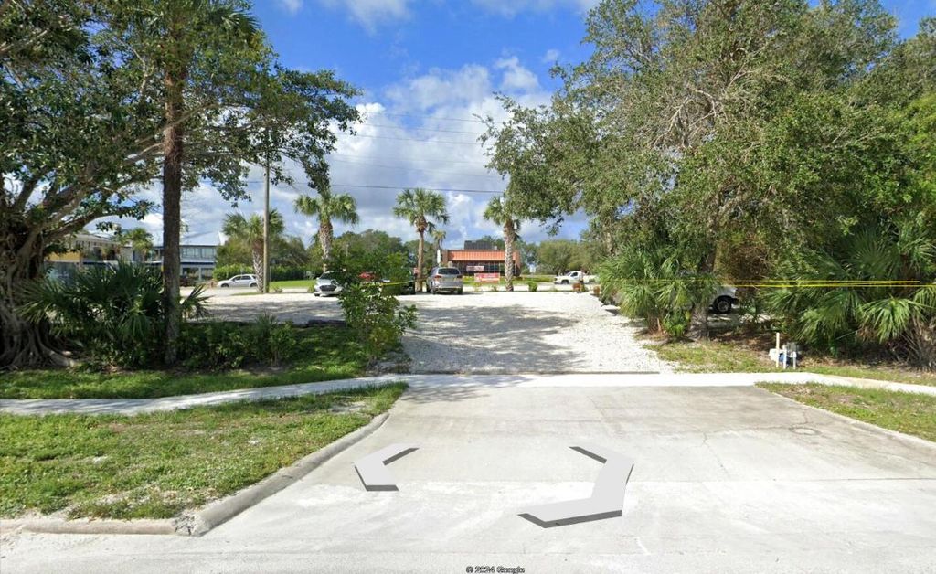 Photo of 1614 Us Highway 1, Sebastian, FL 32958 (MLS # R11134668)