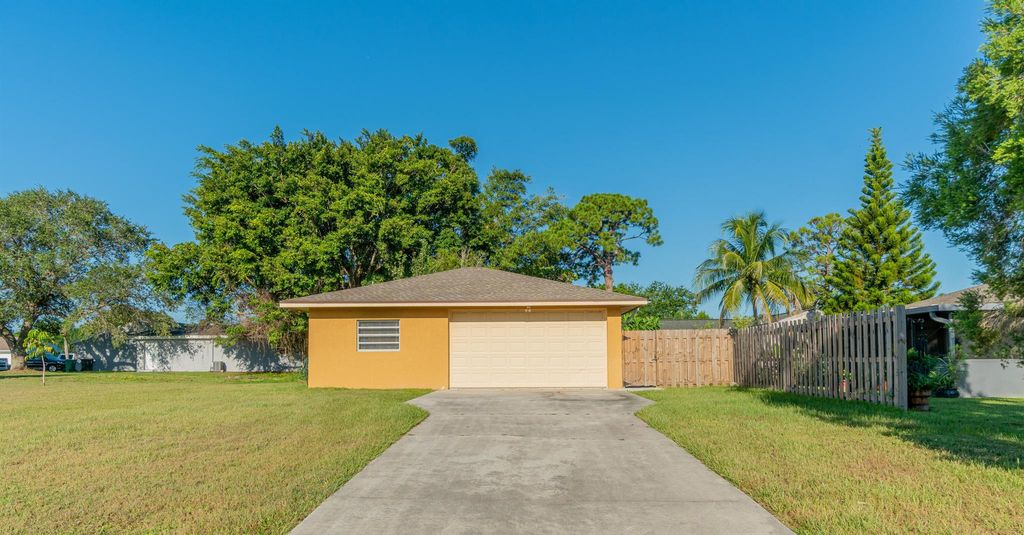 Photo of 1782 SE Elkhart Terrace #2, Port Saint Lucie, FL 34952 (MLS # R10974973)
