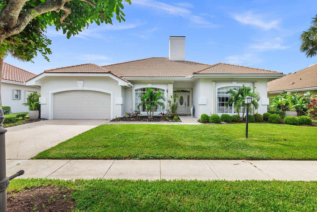 Photo of 13387 Miles Standish Prt, Palm Beach Gardens, FL 33410 (MLS # R11034415)