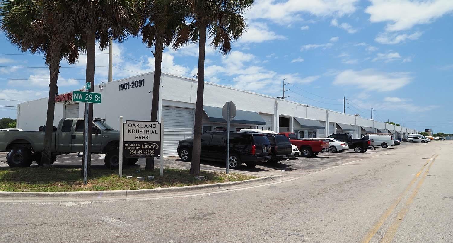 The Oakland Industrial Park consists of six multi-tenant warehouse buildings totaling 209,332 square feet. It is located directly south of the U.S. Post Office just ½ mile west of I-95 at Oakland Park Boulevard. It features I-1 Industrial zoning, 16’ ceilings, street level overhead doors and 10-20% a/c office finishes. Recently upgraded with hurricane resistant impact glass and overhead doors, plus new paint, LED lighting and landscaping. Units range in size from 900 to 6,600 square feet, ideal for light to medium manufacturing and distribution users.