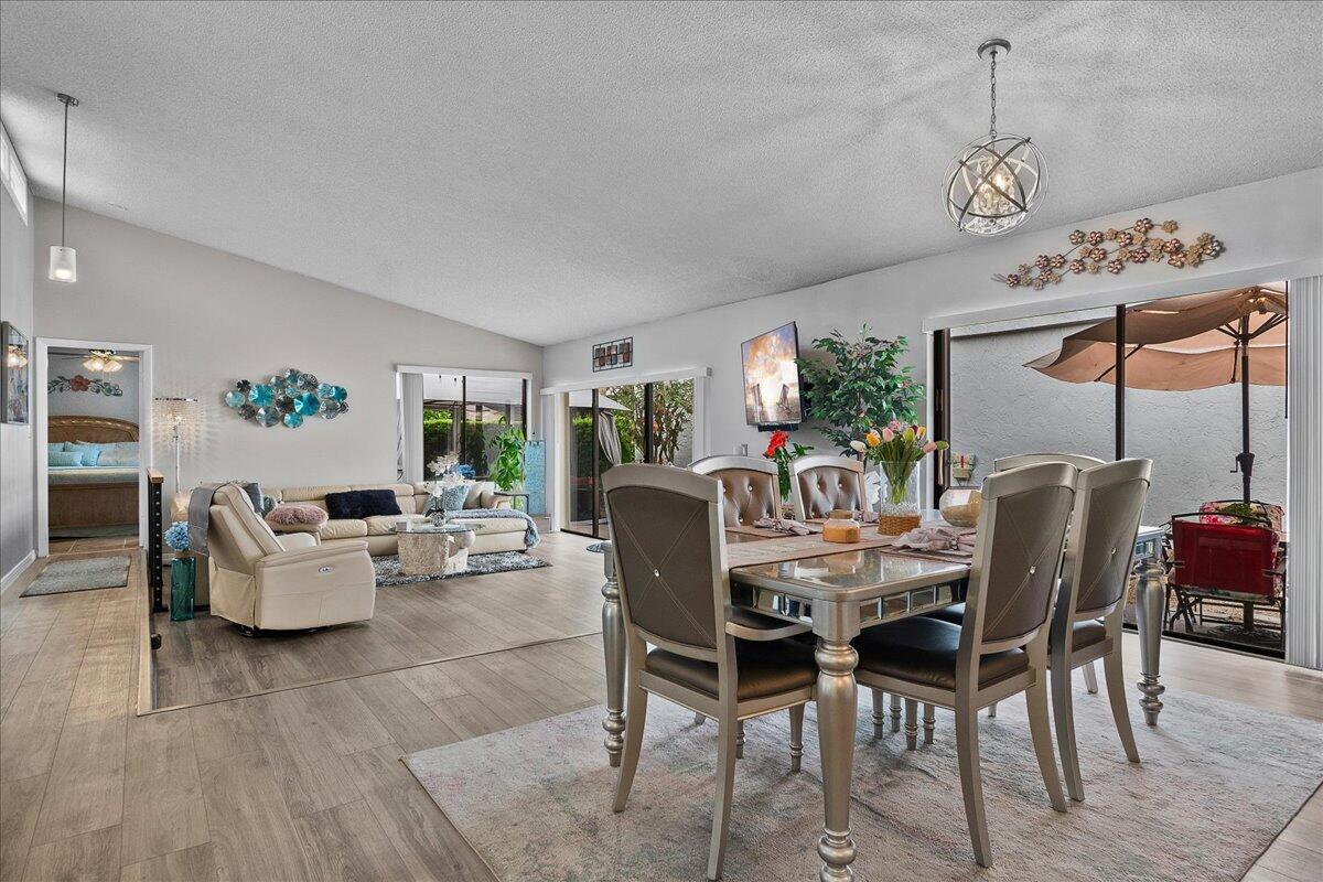 VILLAS OF MONTEREY AT INDIAN SPRING - Residential