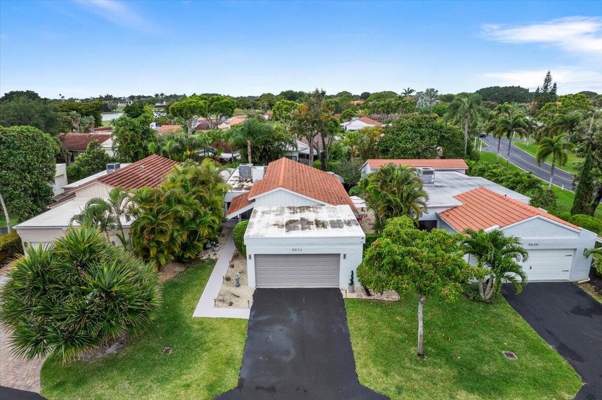 VILLAS OF MONTEREY AT INDIAN SPRING - Residential