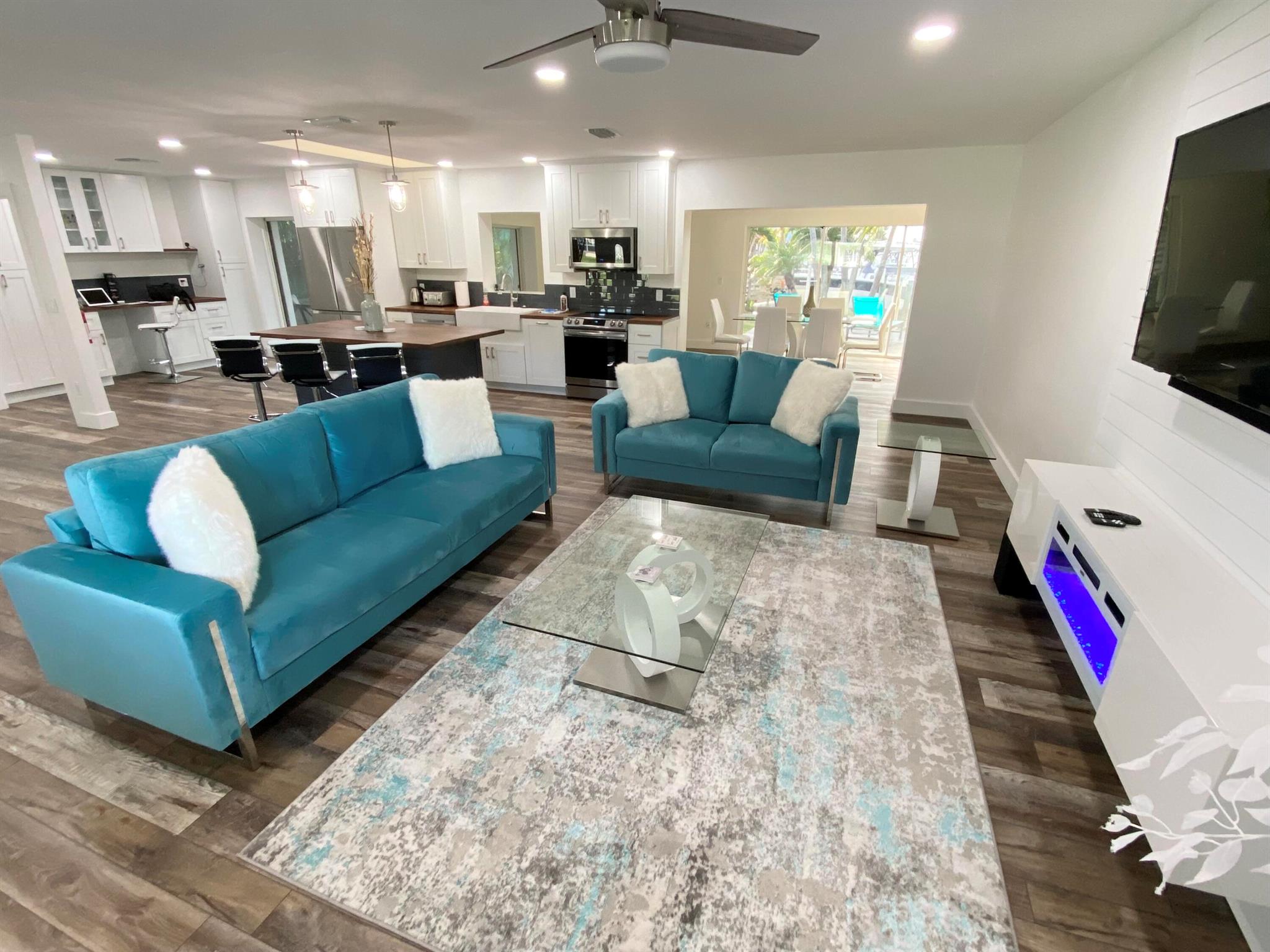 CORAL COVE BEACH SECTION - Residential