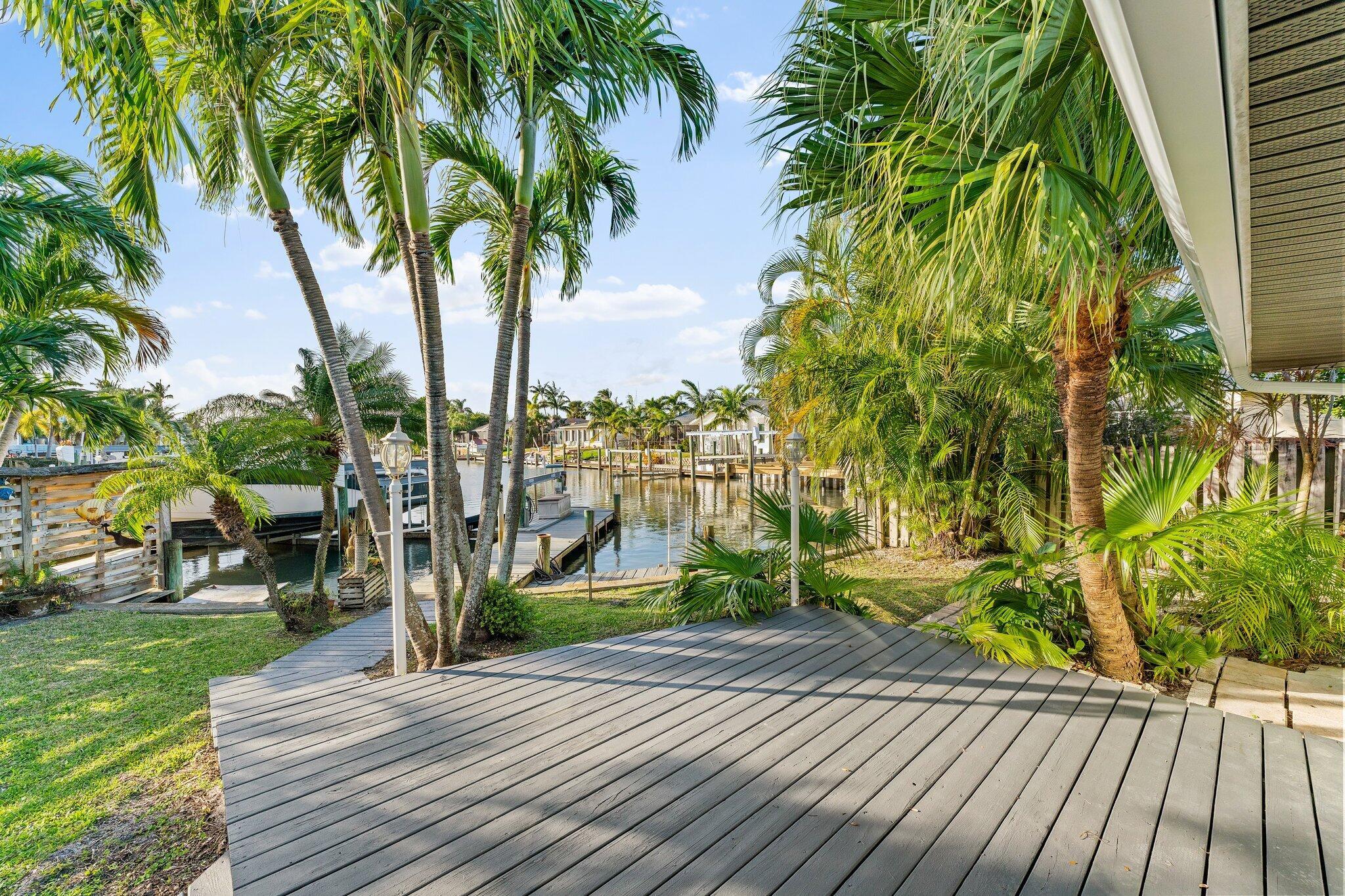 CORAL COVE BEACH SECTION - Residential