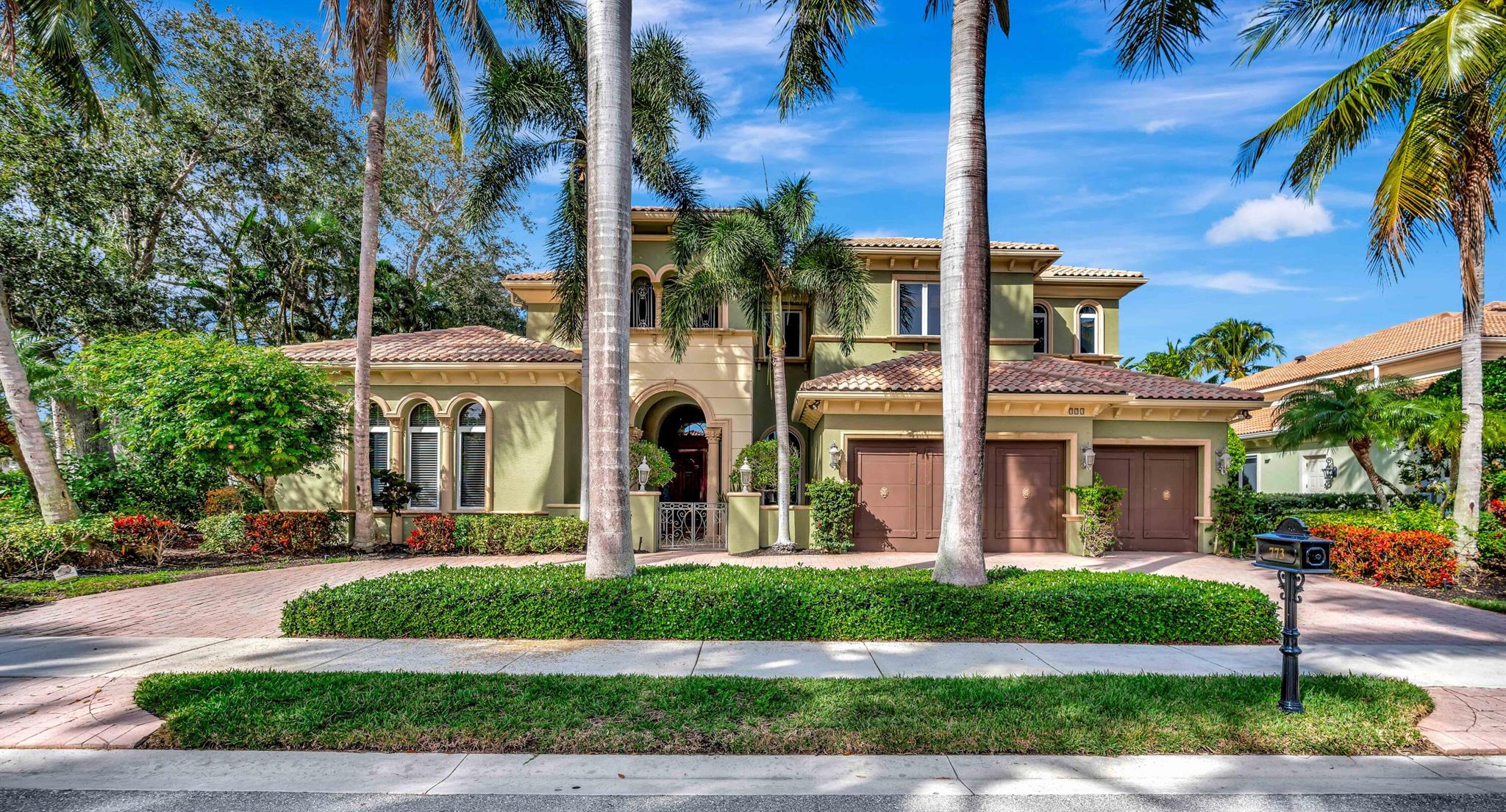 HARBOUR ISLES - Residential