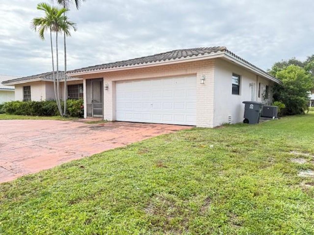 Photo of 6887 Calle Del Paz, Boca Raton, FL 33433 (MLS # F10520035)