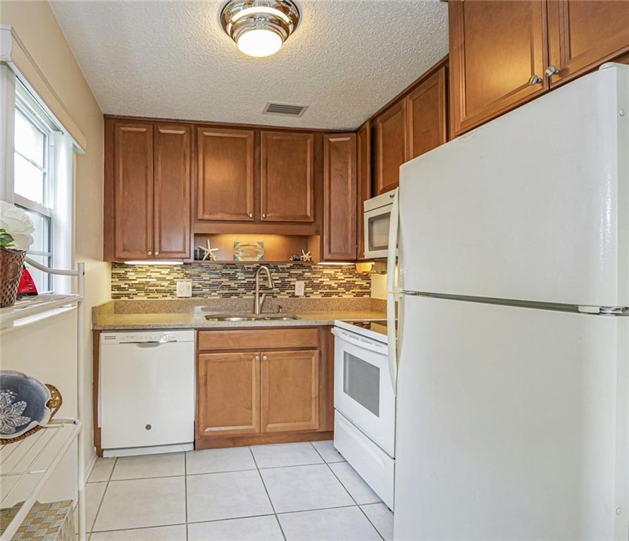 VISTA GARDENS F/K/A VISTA ROYALE GARDENS - Residential