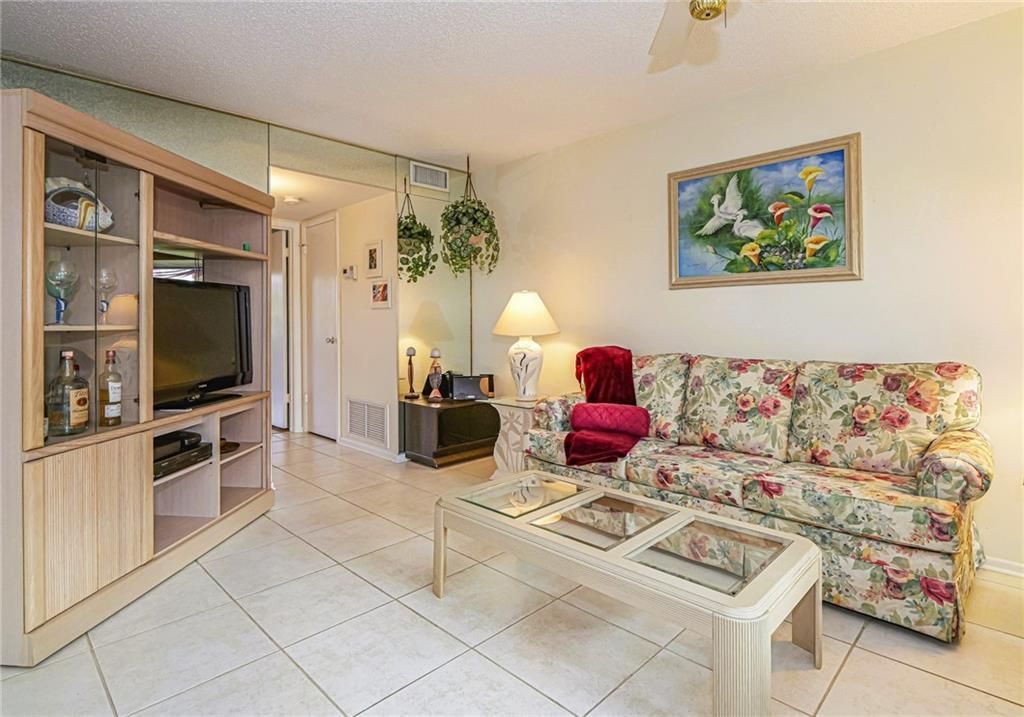 Photo of 22 Vista Gardens Trail #103, Vero Beach, FL 32962 (MLS # R11159567)