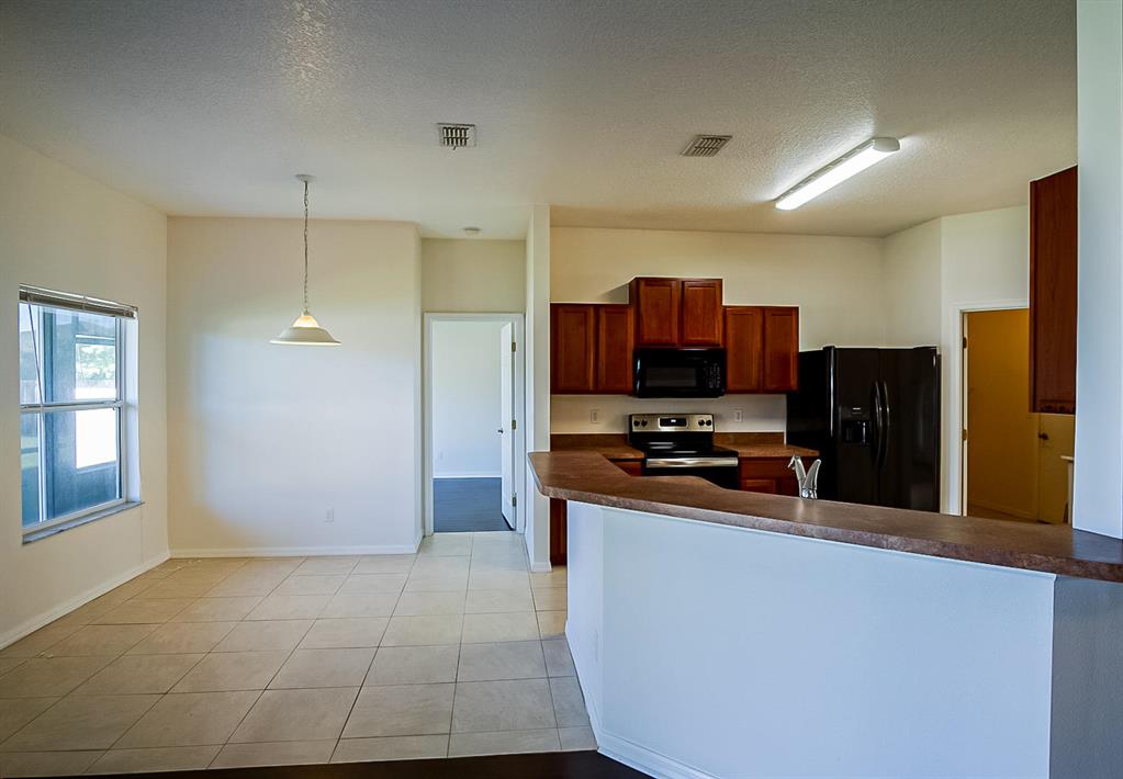 PORT ST LUCIE SECTION 9- 34953 area code - Residential Lease