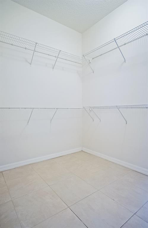 PORT ST LUCIE SECTION 9- 34953 area code - Residential Lease