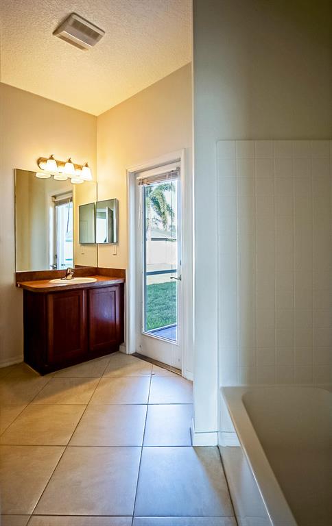 PORT ST LUCIE SECTION 9- 34953 area code - Residential Lease