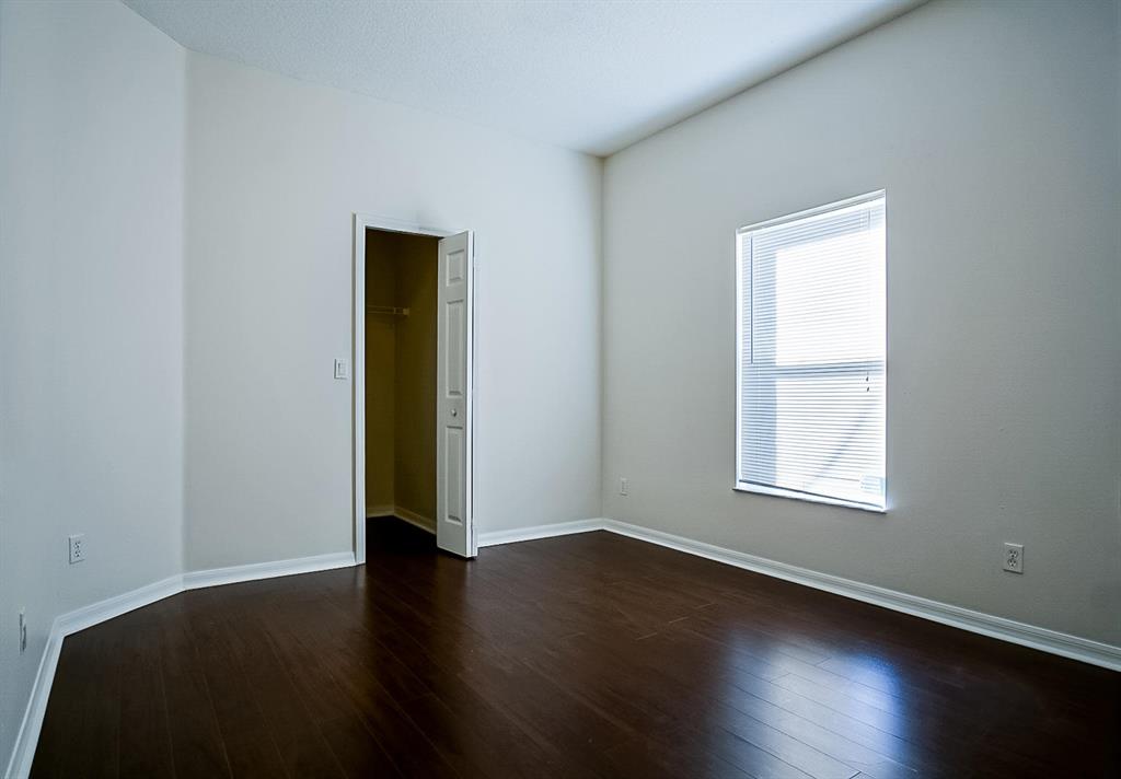 PORT ST LUCIE SECTION 9- 34953 area code - Residential Lease