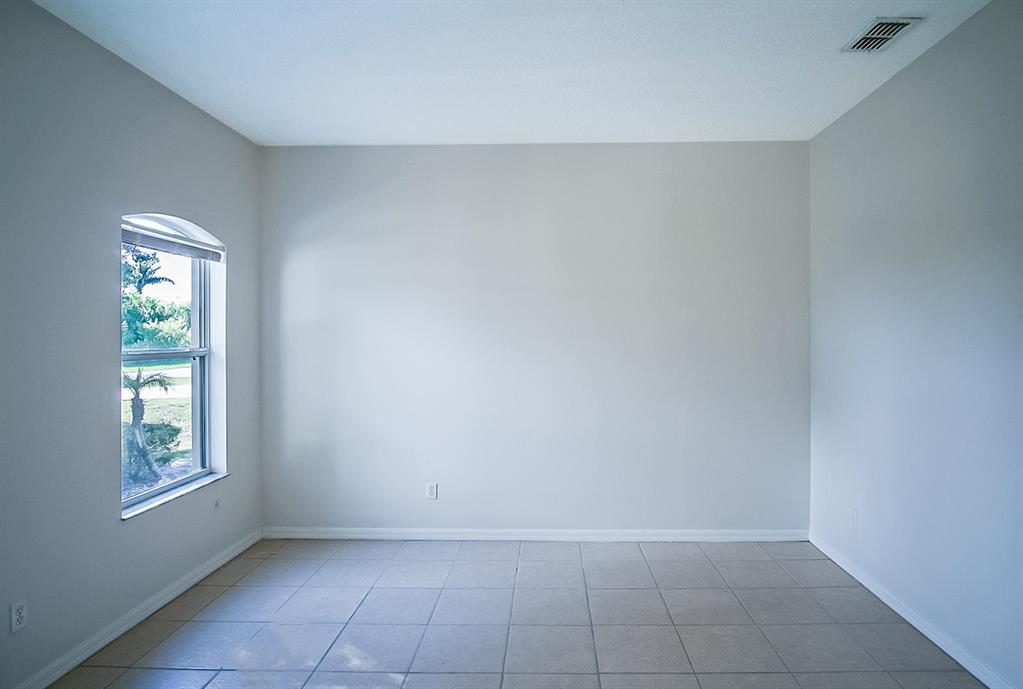 PORT ST LUCIE SECTION 9- 34953 area code - Residential Lease