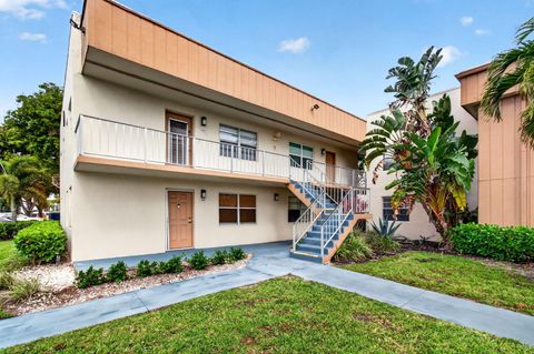 Photo of 190 Piedmont D Way, Delray Beach, FL 33484 (MLS # B26016202)