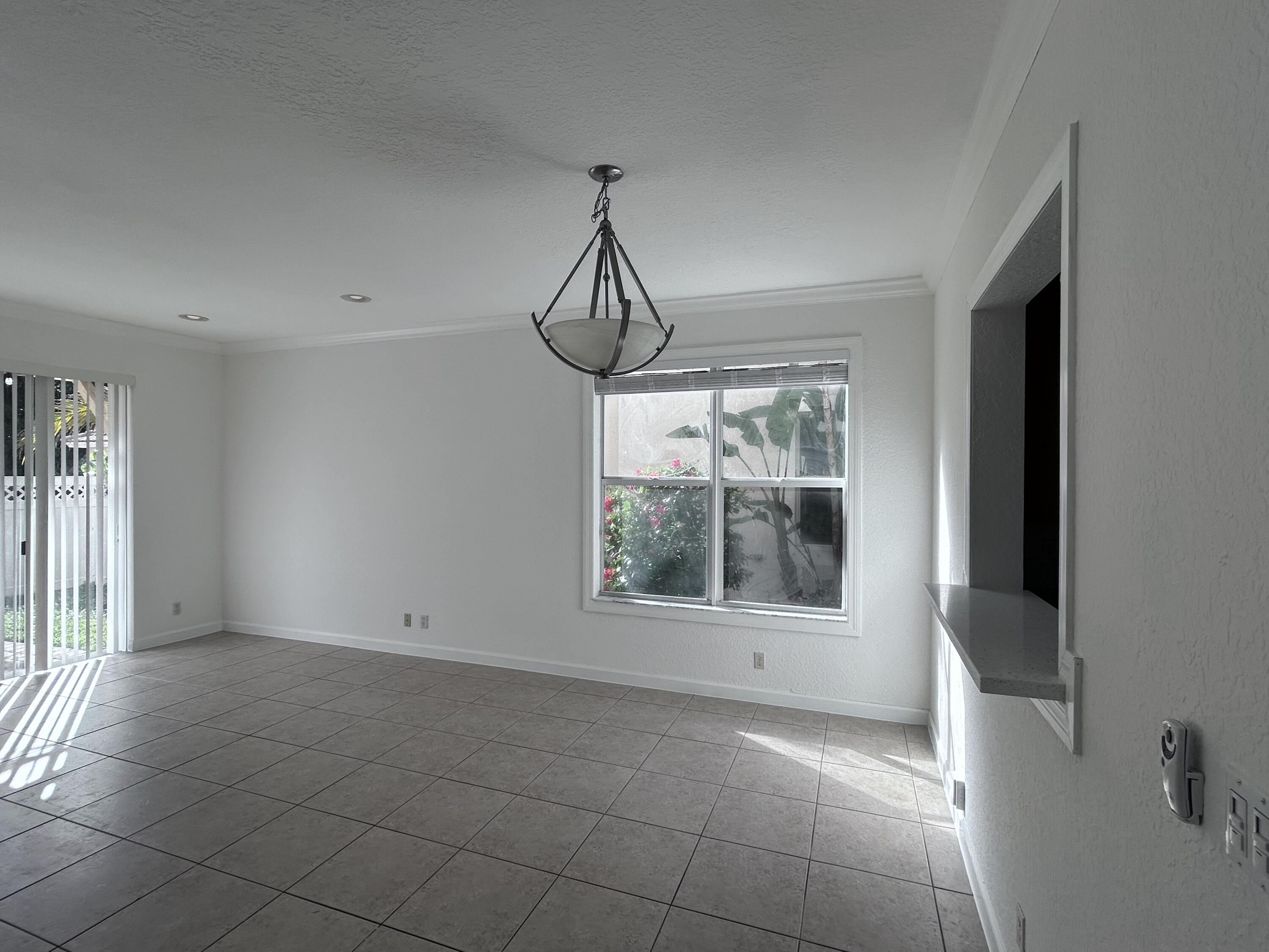 GABLES AT NORTHLAKE 1 - Residential