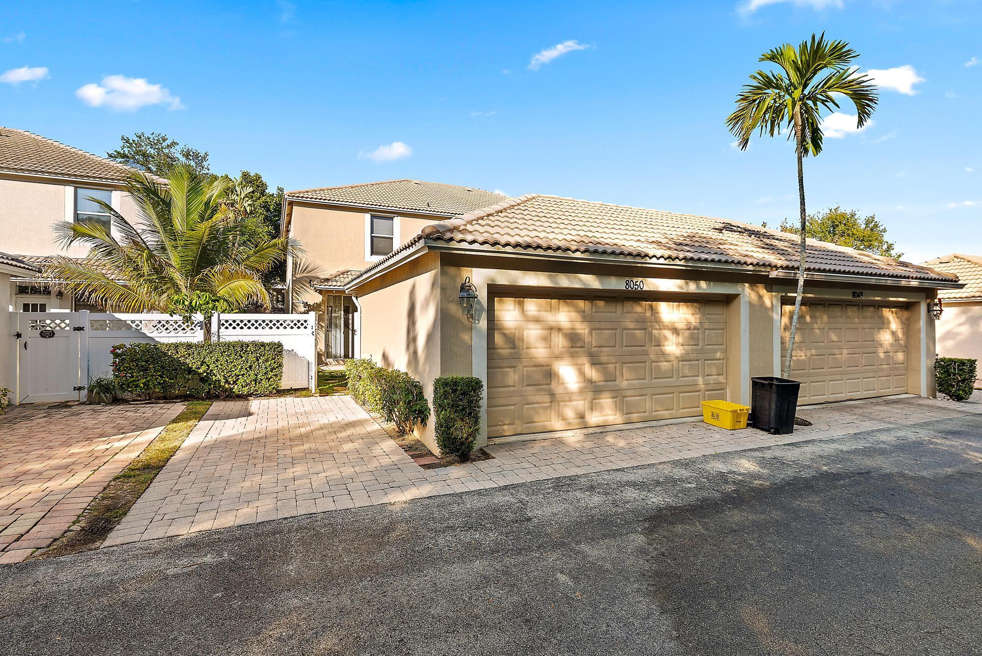 GABLES AT NORTHLAKE 1 - Residential