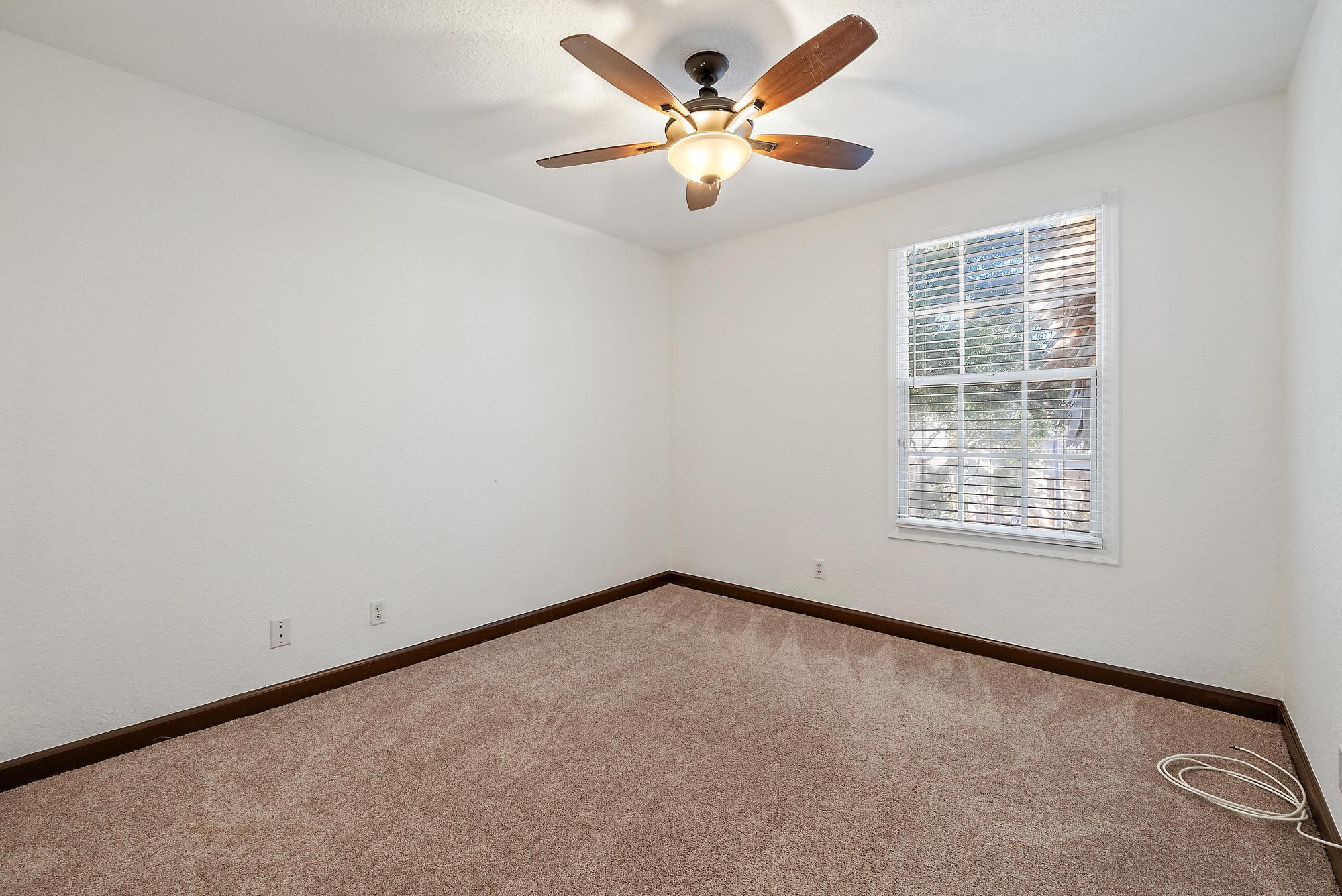 GABLES AT NORTHLAKE 1 - Residential