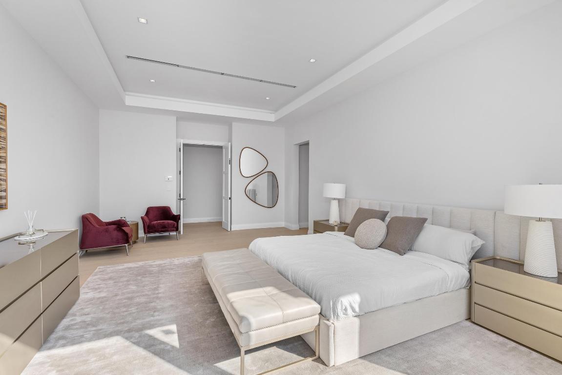 BOCA HARBOUR 4TH SEC - Residential