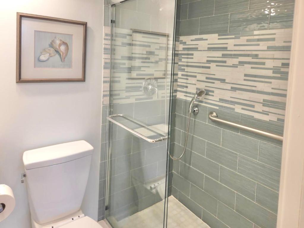 SHORE CLUB APTS B & C CONDO - Residential Lease