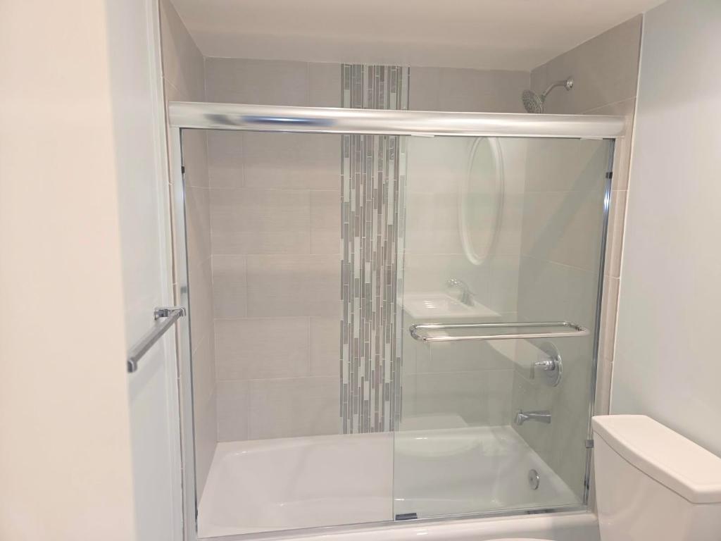 SHORE CLUB APTS B & C CONDO - Residential Lease