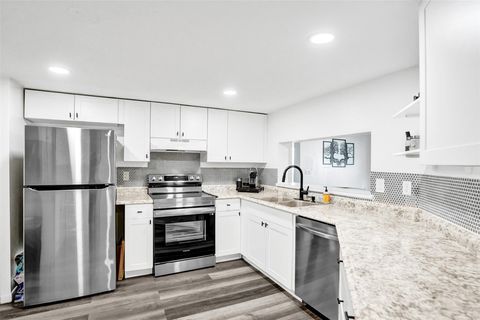 9901 Westview Dr 327 Coral Springs FL 33076
