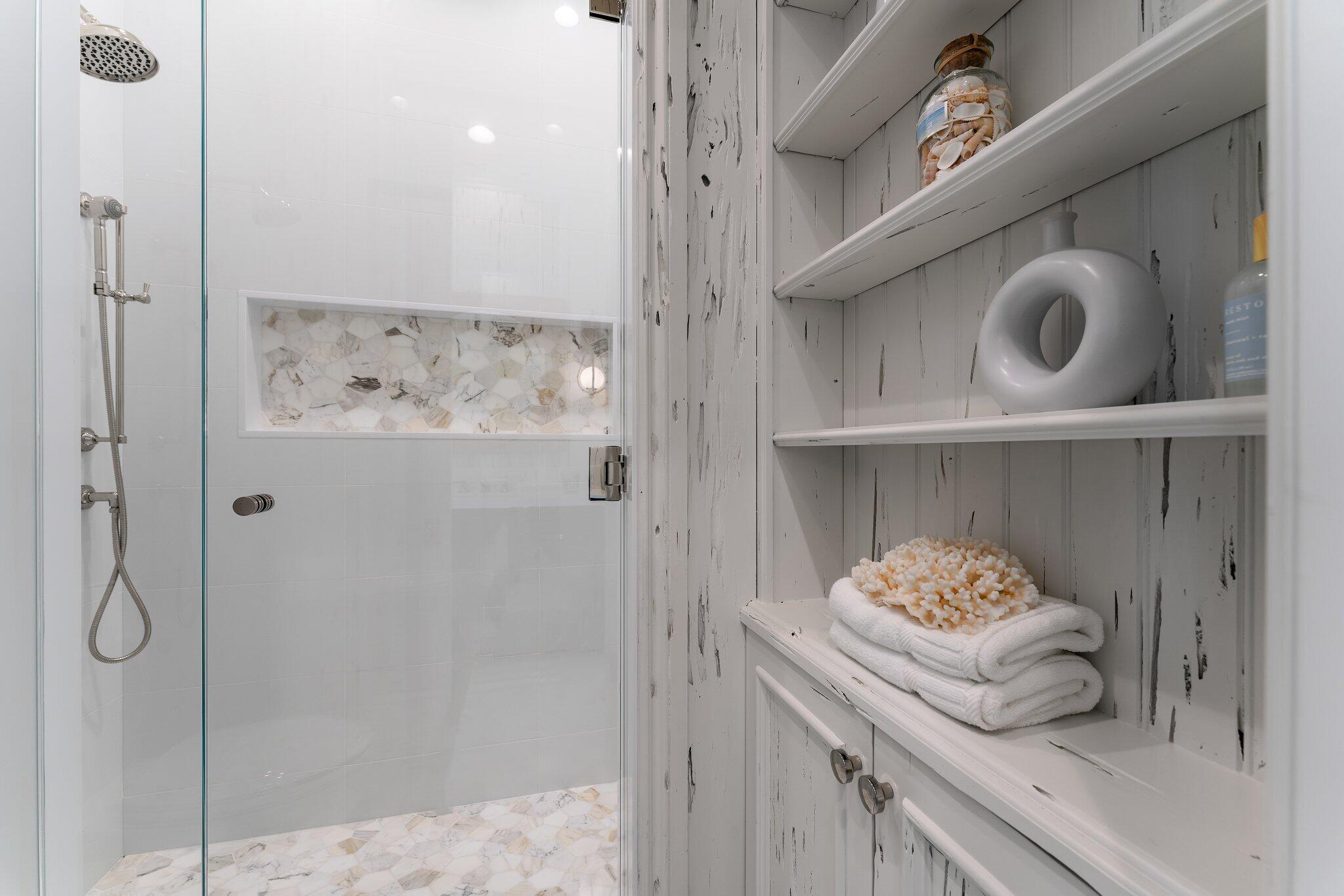 OLD PORT VILLAGE 1 - Residential