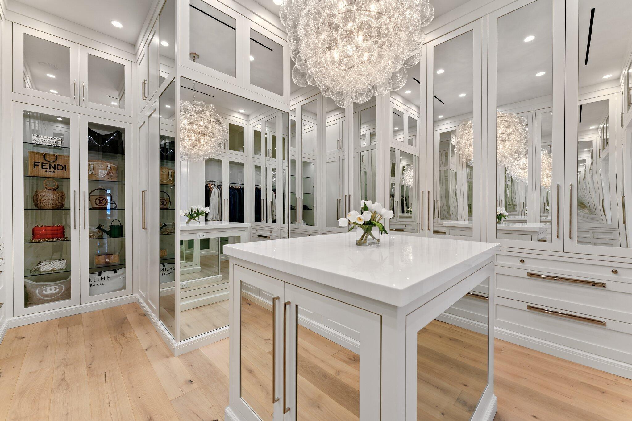 OLD PORT VILLAGE 1 - Residential