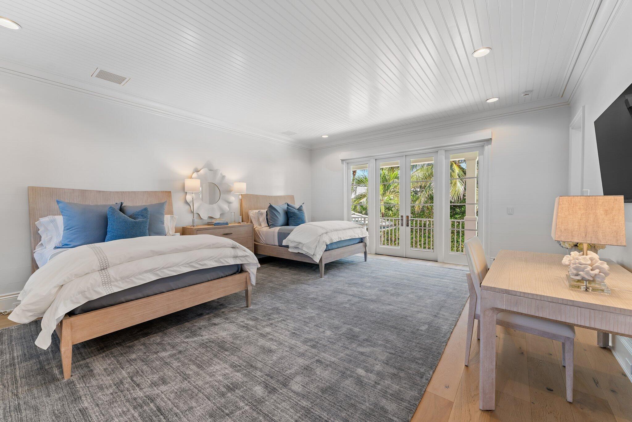 OLD PORT VILLAGE 1 - Residential