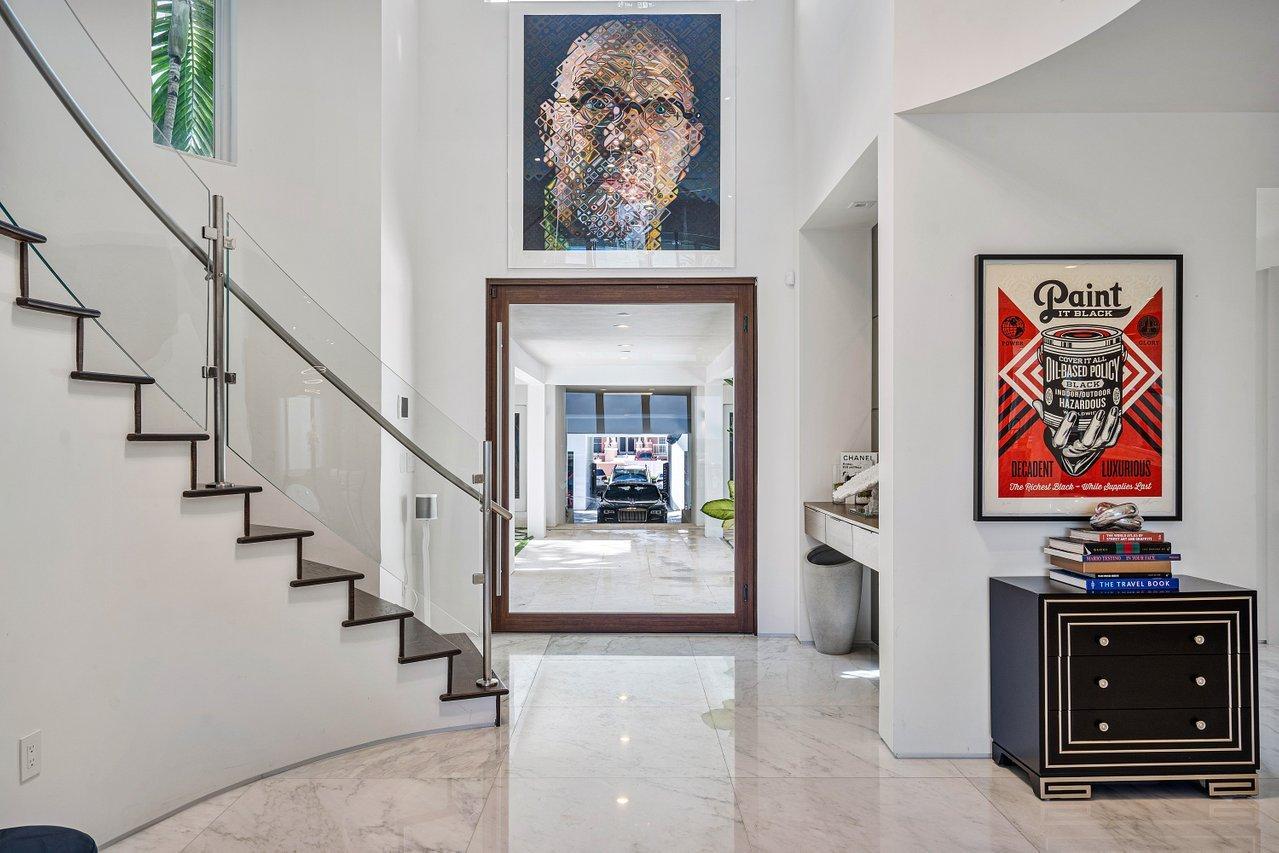 GOLDEN BEACH SEC A - Residential