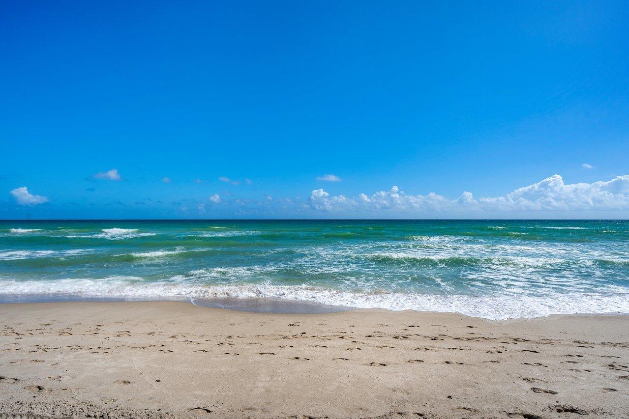 GOLDEN BEACH SEC A - Residential