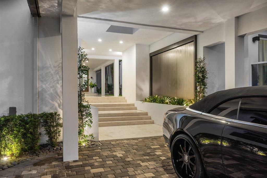 GOLDEN BEACH SEC A - Residential