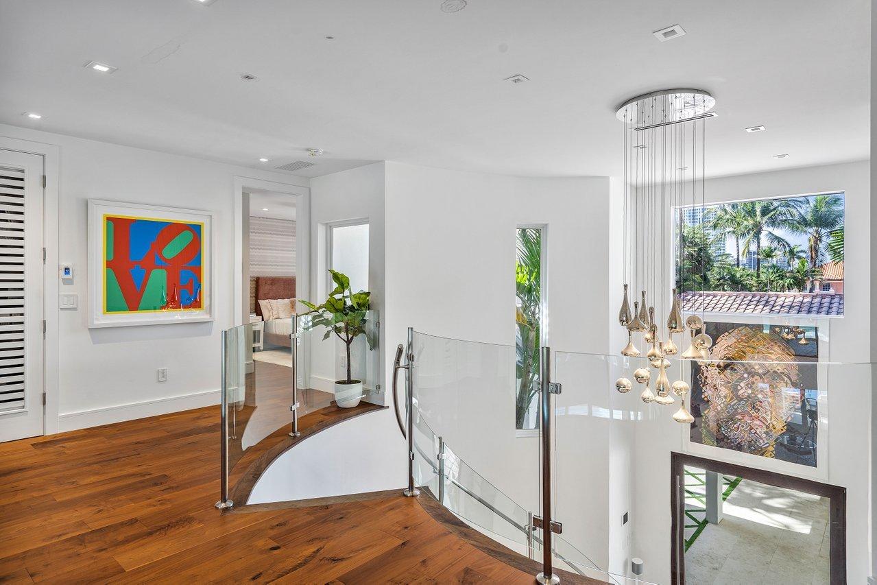 GOLDEN BEACH SEC A - Residential