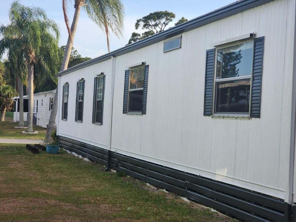 SPANISH LAKES GOLF VILLAGE - Residential