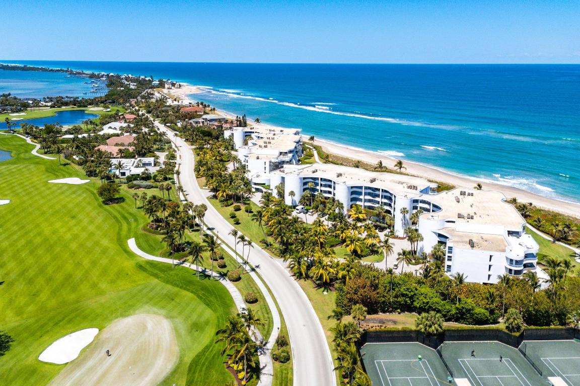 SAILFISH POINT - Residential