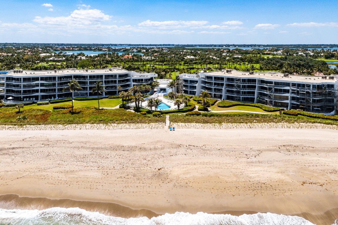 SAILFISH POINT - Residential